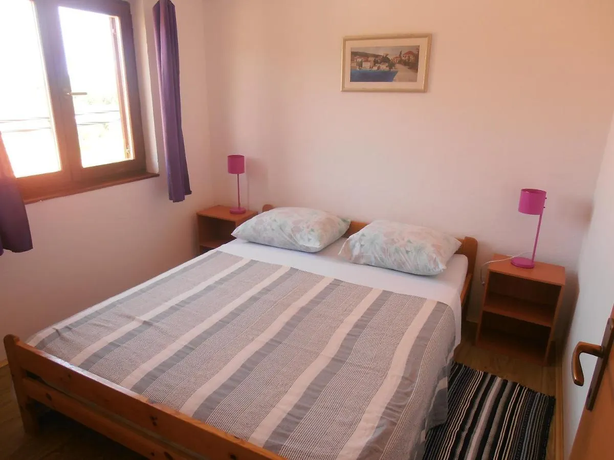 Vala Apartment Bozava